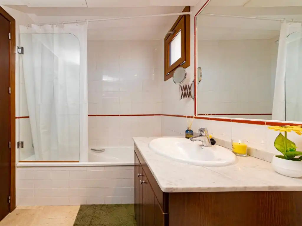 Badezimmer von Dachboden zum Verkauf in Torrevieja mit Terrasse und Möbliert