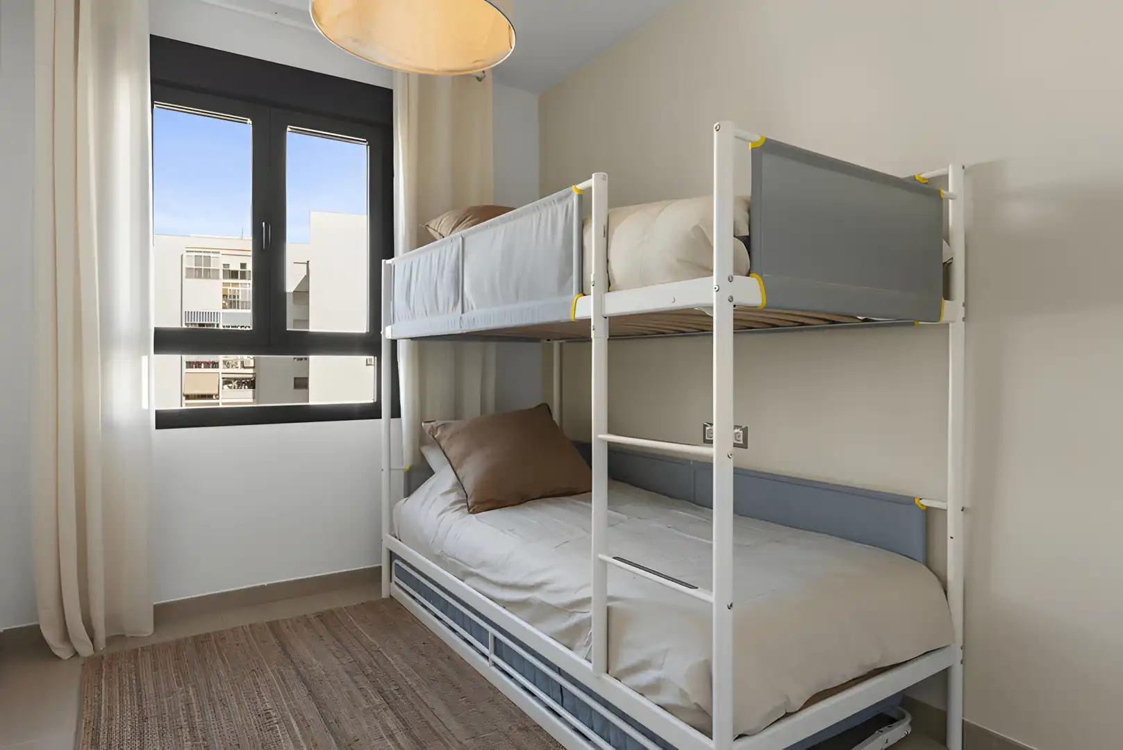 Apartament amb piscina en venda a Estepona Pueblo, imagen 19