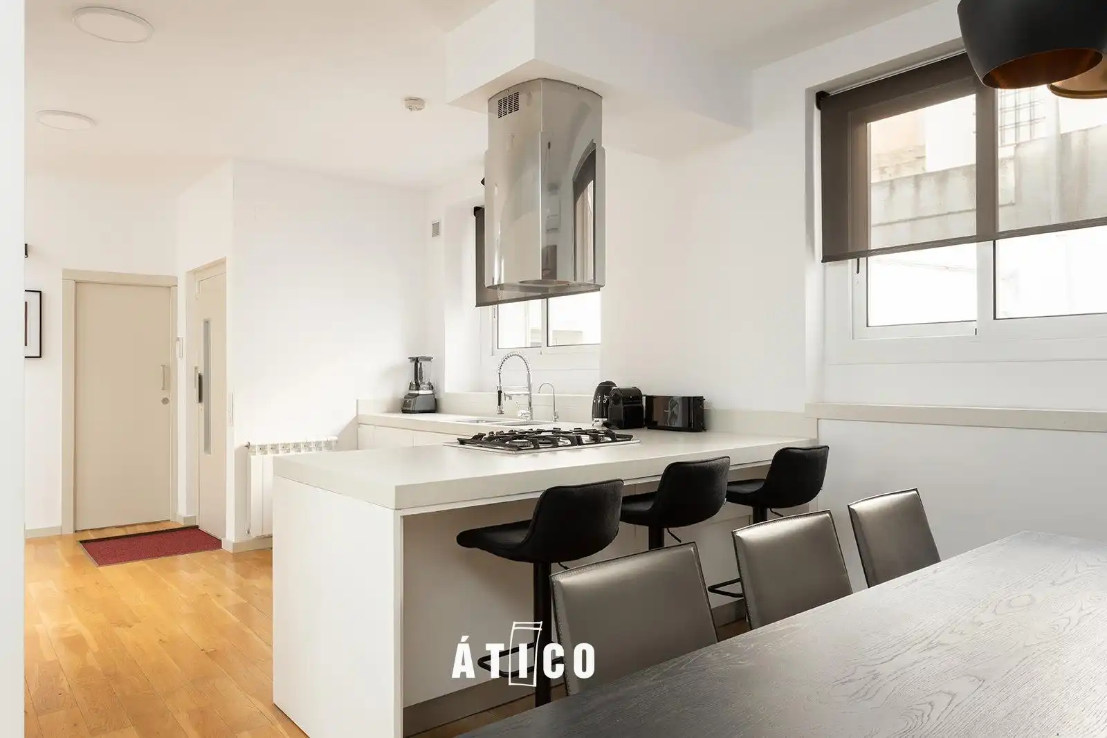 Cuina de Àtic en venda en Barcelona amb Aire condicionat, Calefacció i Parquet