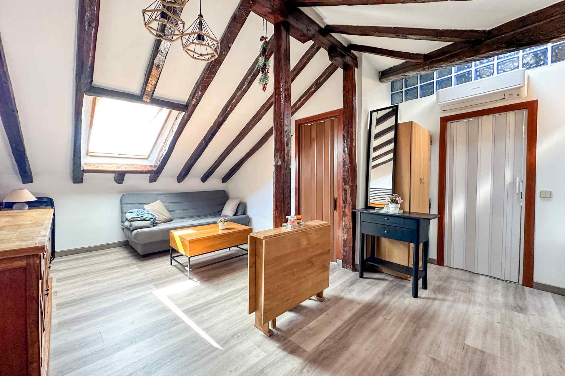 Living room of Attic for sale in  Madrid Capital