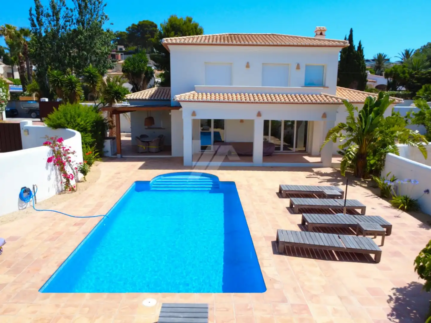 Villa con terrazza in vendita a Cala Advocat - Baladrar