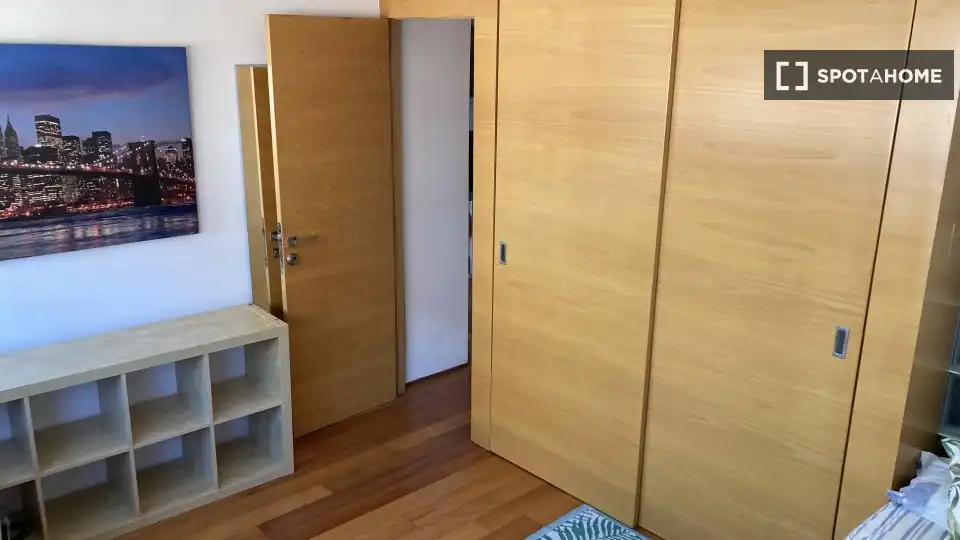 Bedroom of Flat for rent in Sevilla  with Air Conditioner, Heating and Furnished