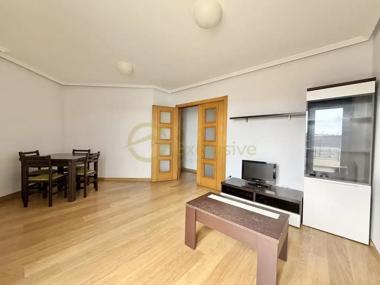 Sala de estar de Ático en venta en Viveiro con Calefacción, Parquet y Trastero