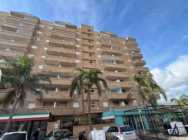 Piso con piscina en venta en Calle CAMILO JOSE CELA