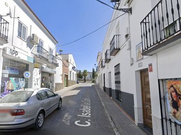 Haus zum Verkauf in Calle ISABEL CATOLICA