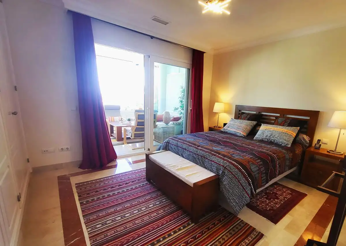 Apartamento con piscina en venta en Nueva Andalucía, imagen 12