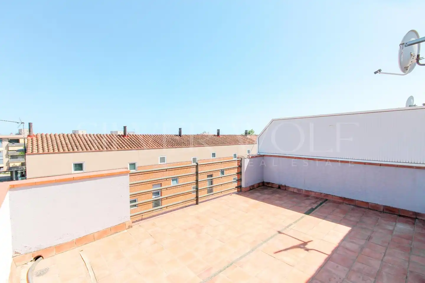 Terrasse von Einfamilien-Reihenhaus zum Verkauf in Viladecans mit Heizung, Privatgarten und Terrasse