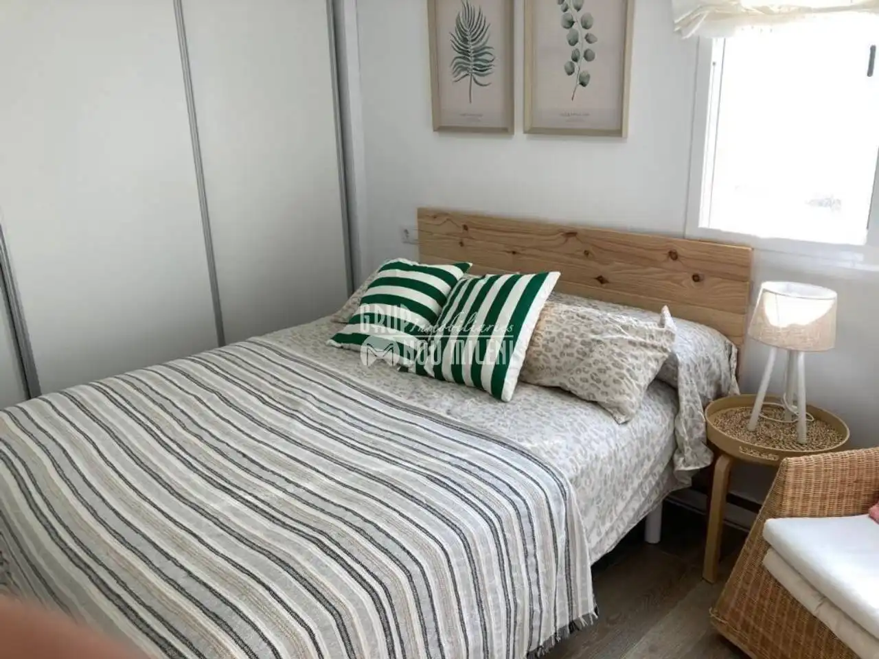 Habitación de Apartamento de alquiler en Valencia con Aire acondicionado, Terraza y Trastero