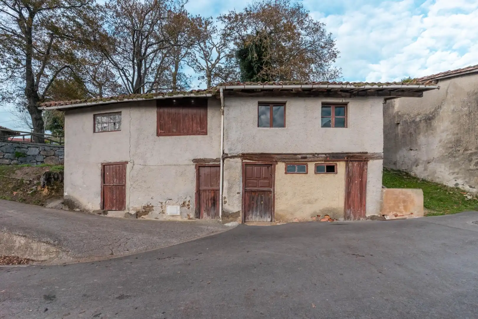 Maison à vendre à ROBLEU 0
