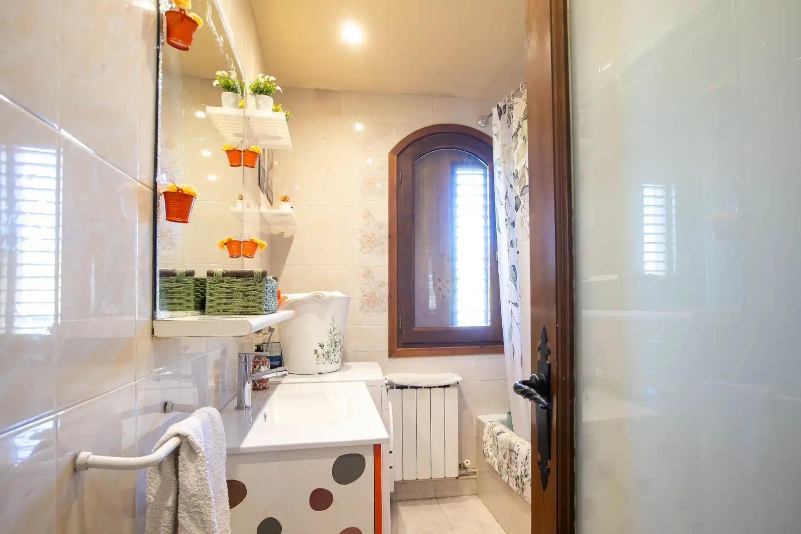 Bathroom of Houses for sale in Legarda  with Air Conditioner, Heating and Private garden