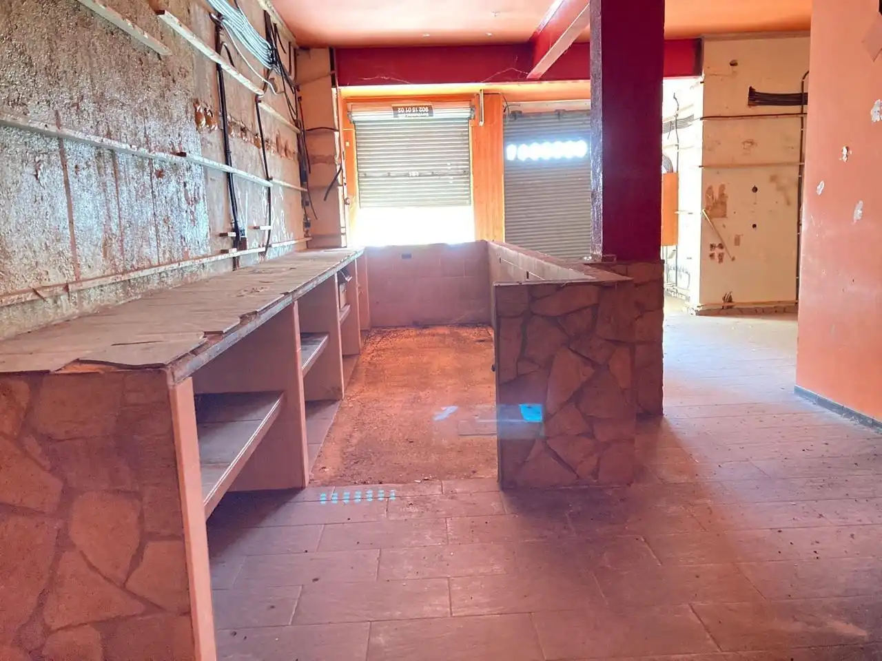 Business premises for sale in Tordera pueblo, imagen 3