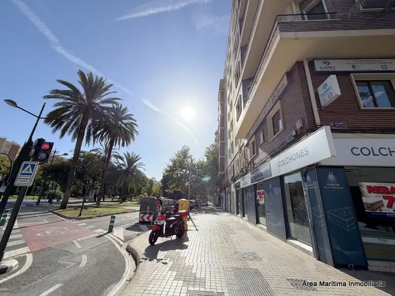 Außenansicht von Dachboden zur Miete in Valencia mit Klimaanlage, Heizung und Terrasse
