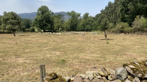 En San Juan de Raicedo, bonita localidad situada en el Valle de Iguña, tenemos para la venta esta finca rústica..de unos 5350 m. L, immagine 2