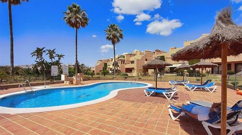 Foto 3 von Maisonette zum Verkauf in Calle Miltonia, 1, Nueva Atalaya, Estepona