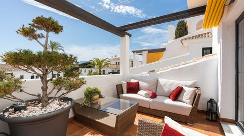 Foto 2 von Wohnungen zum Verkauf in Nueva Andalucía centro, Marbella