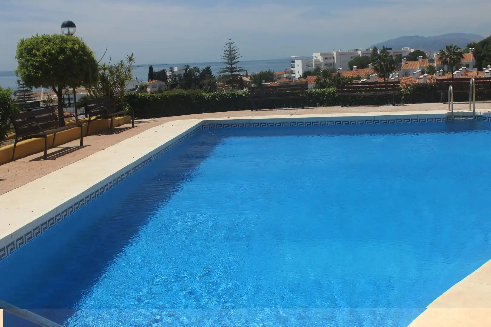 Piscina de Casa adosada en venta en Rincón de la Victoria con Aire acondicionado, Calefacción y Jardín privado