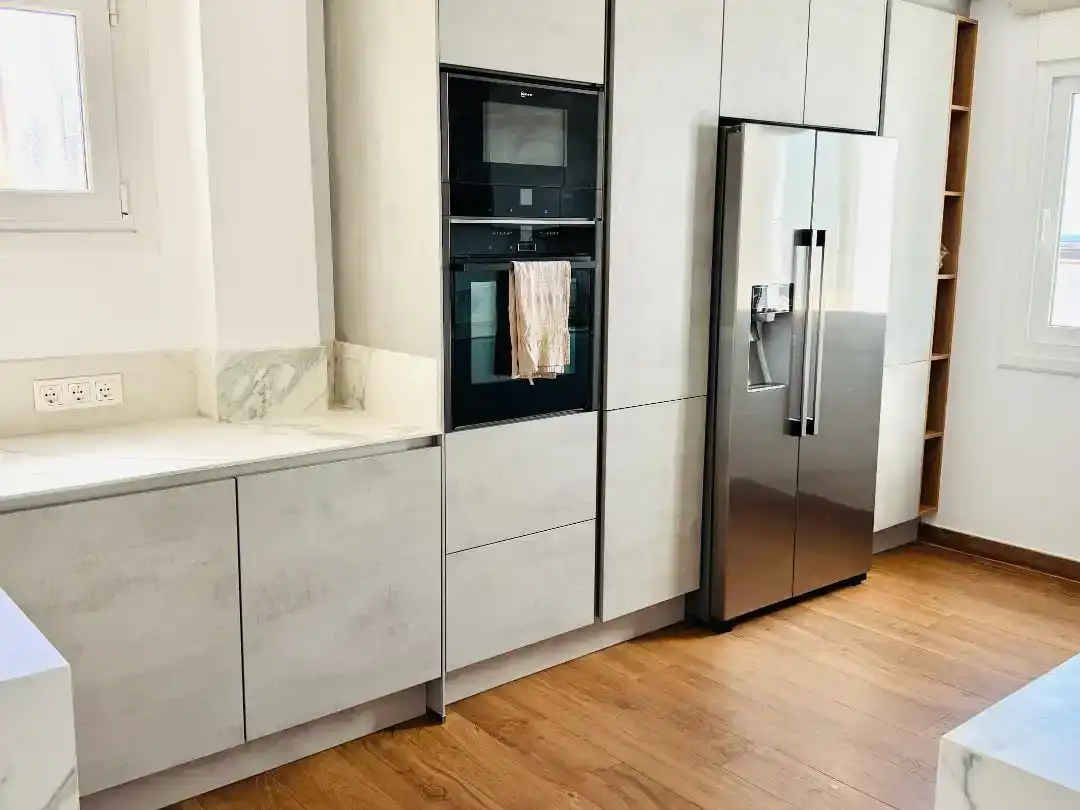 Cocina de Dúplex en venta en Marbella con Aire acondicionado, Terraza y Piscina