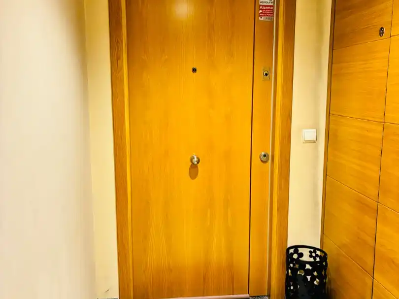 Wohnung zum Verkauf in Errenteria mit Terrasse und Balkon