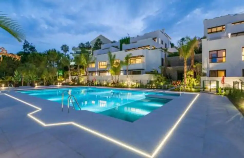 Swimming pool of Ground floor for rent in Marbella  with Air Conditioner, Private garden and Terrace