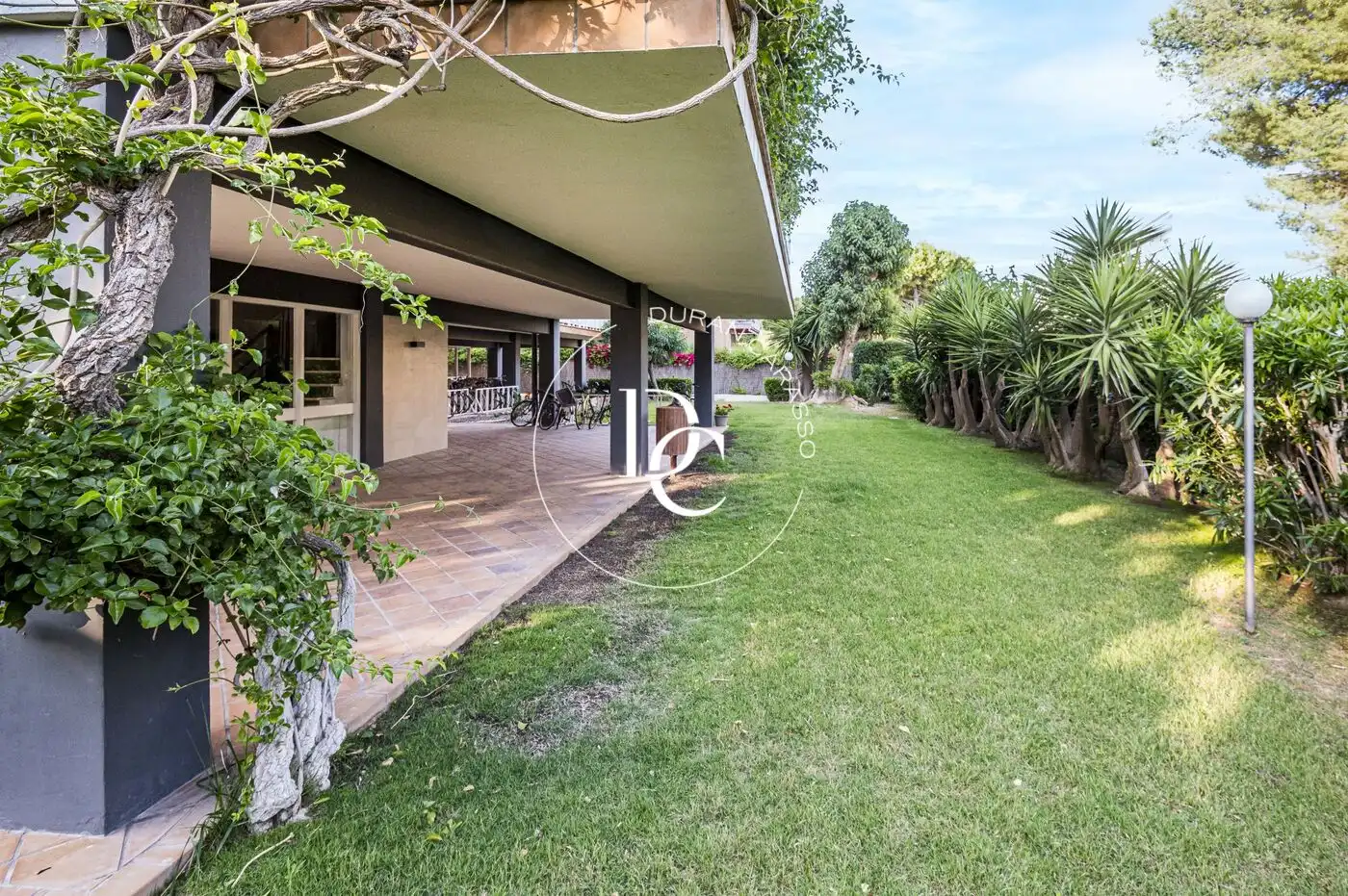 Garten von Wohnung zum Verkauf in Sitges mit Klimaanlage, Heizung und Privatgarten