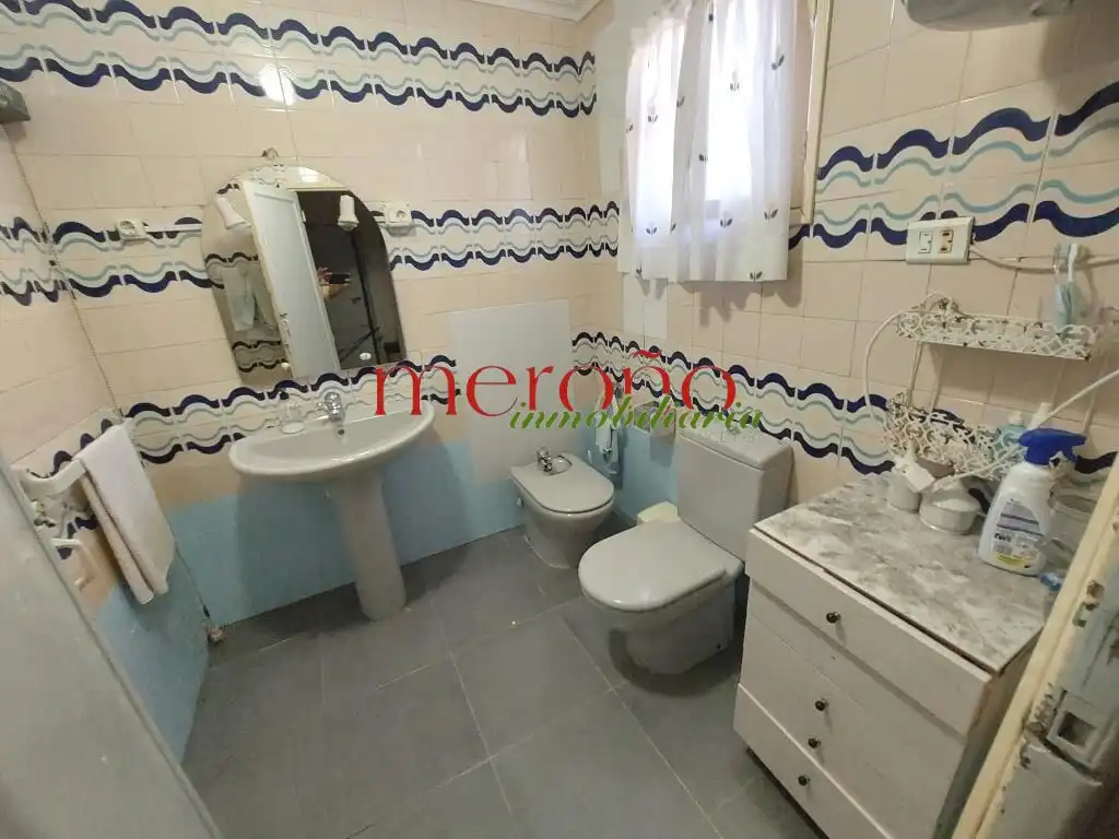 Bany de Casa o xalet en venda en Elche / Elx amb Jardí privat i Piscina