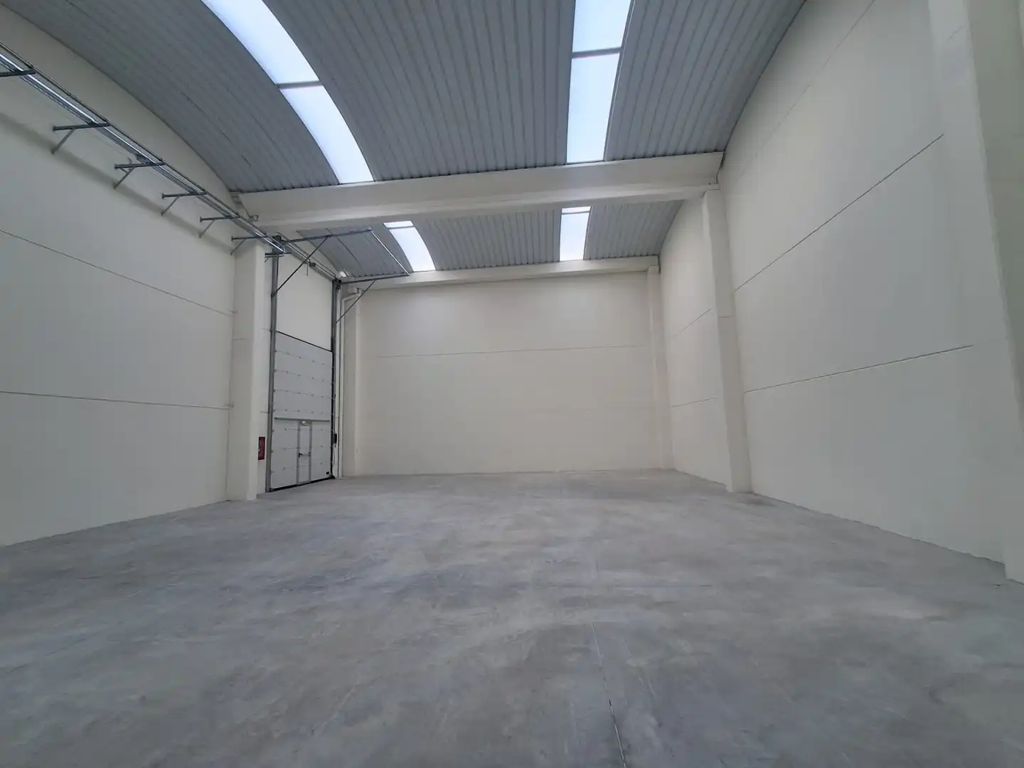 Nave industrial de alquiler en Sitges con Alarma