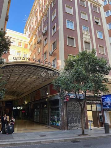 Piso en Alquiler en C. de San Bernardo en Palacio