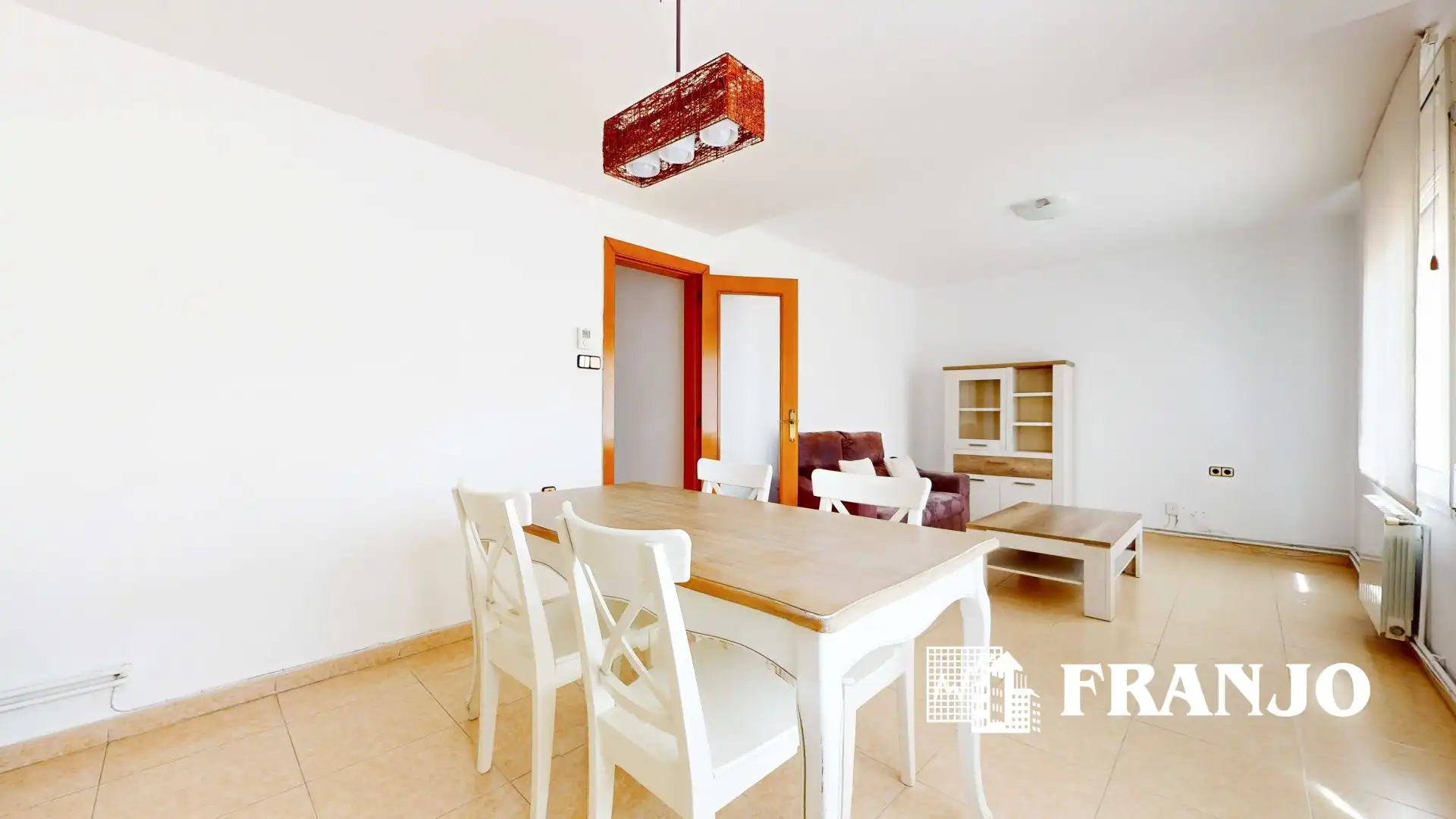 Sala d'estar de Pis en venda en Barberà del Vallès amb Calefacció