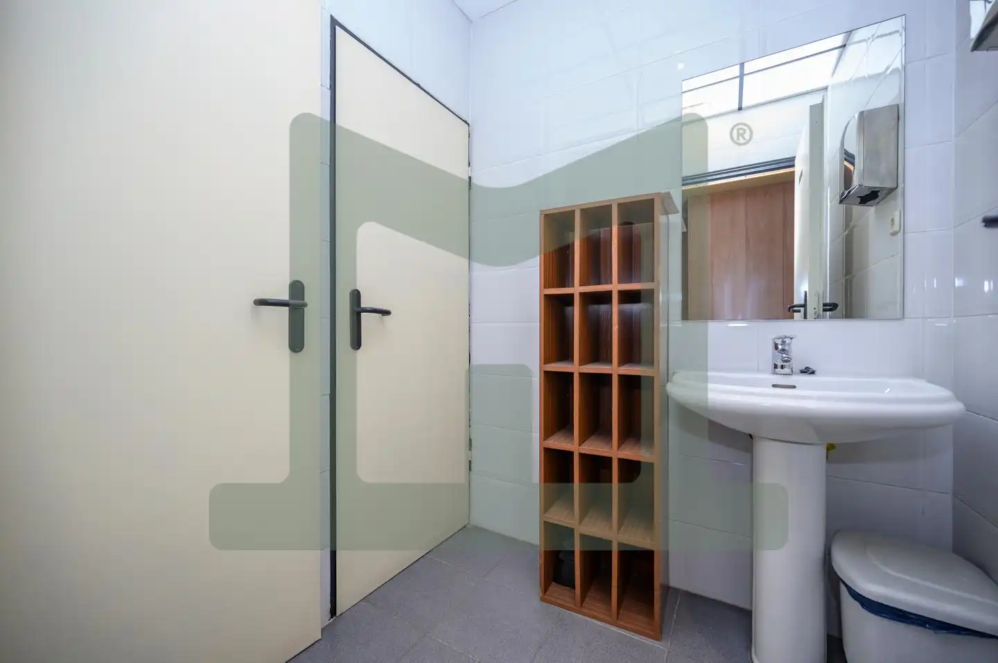 Baño de Edificio en venta en Leganés
