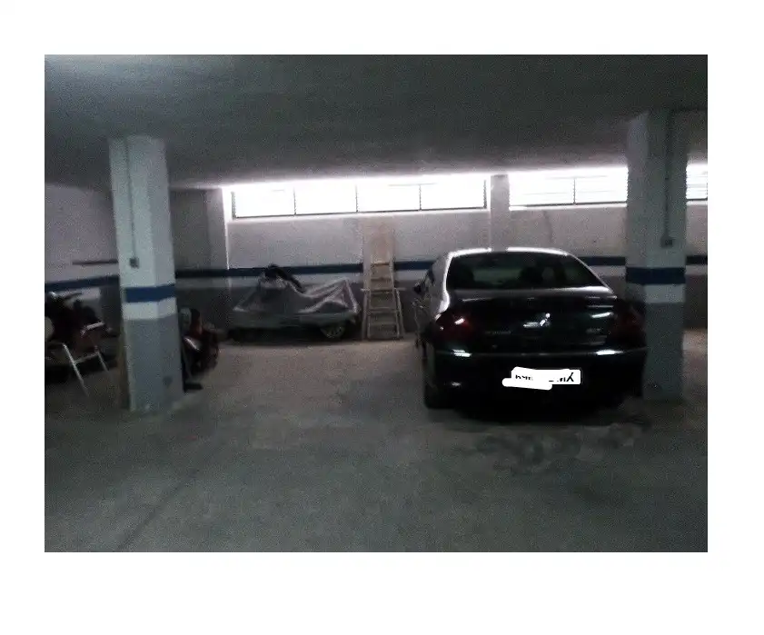 Parking de Apartamento en venta en Albacete con Aire acondicionado, Calefacción y Trastero