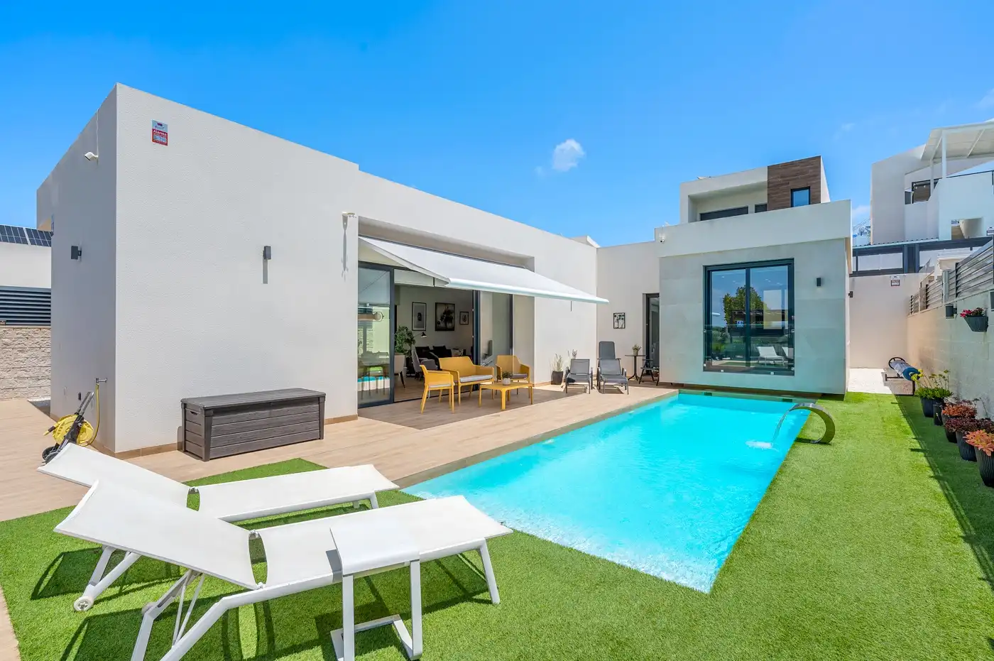 Terrace of Houses for sale in Benijófar  with Air Conditioner, Heating and Private garden