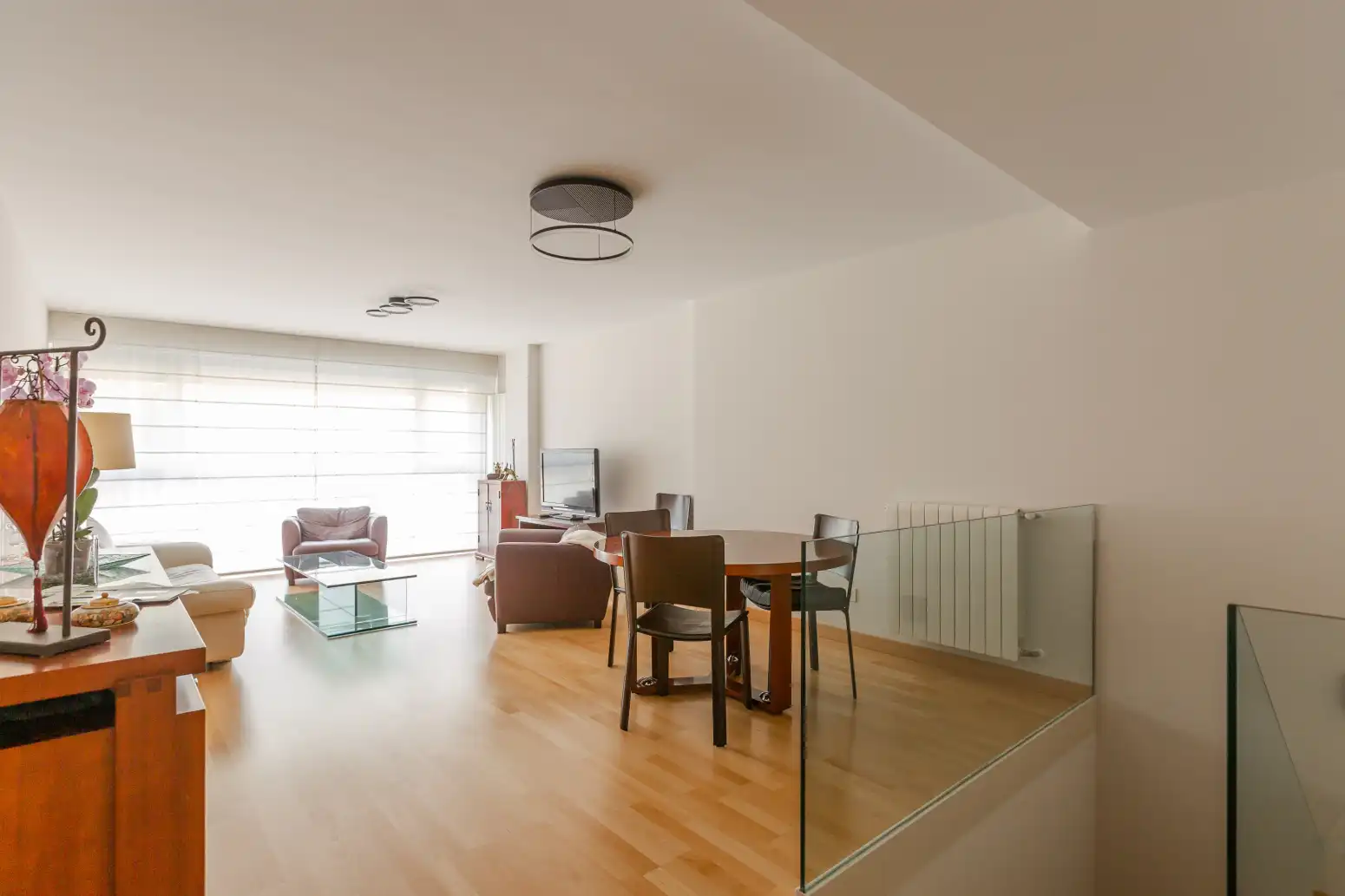 Sala de estar de Piso en venta en Aranguren con Calefacción, Parquet y Terraza