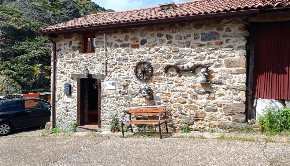 Foto 1 de Casa adosada en venda a Boca de Huérgano - Llánaves de la Reina C/ Vallada, Boca de Huérgano, León