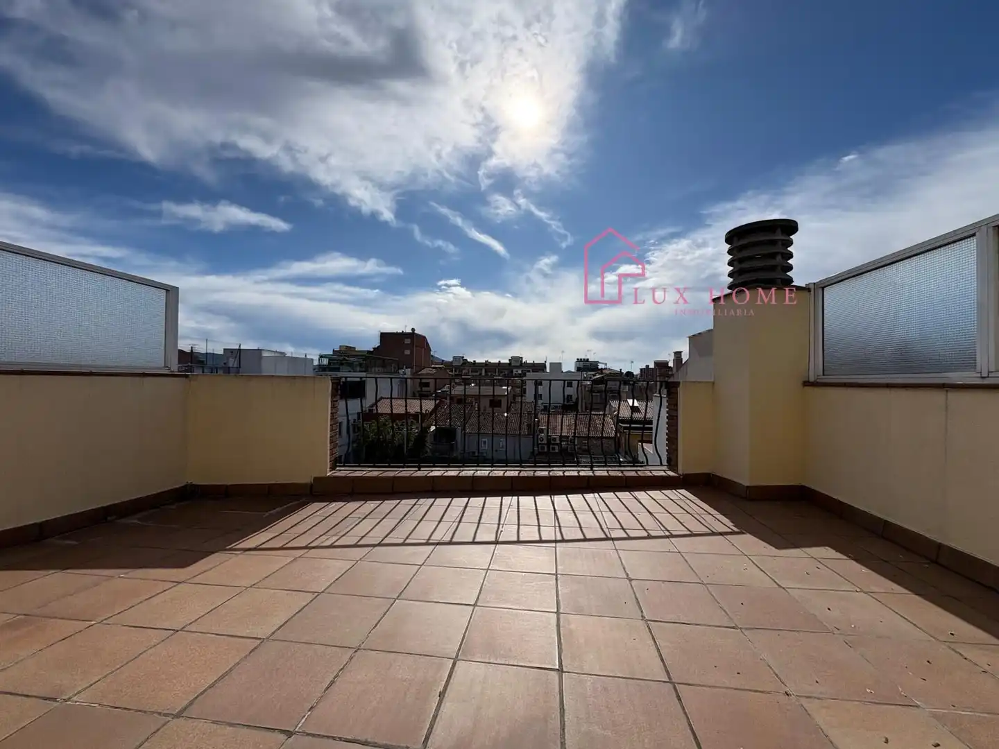 Terraza de Casa o chalet en venta en Santa Perpètua de Mogoda