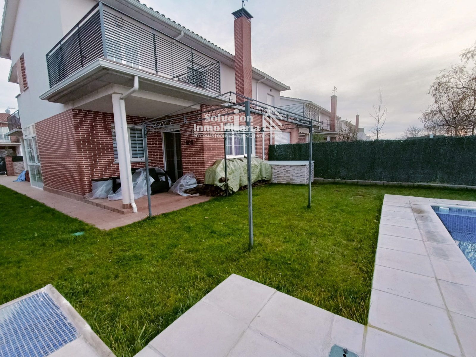 Exterior view of Single-family semi-detached for sale in Aldearrubia  with Heating, Swimming Pool and Balcony