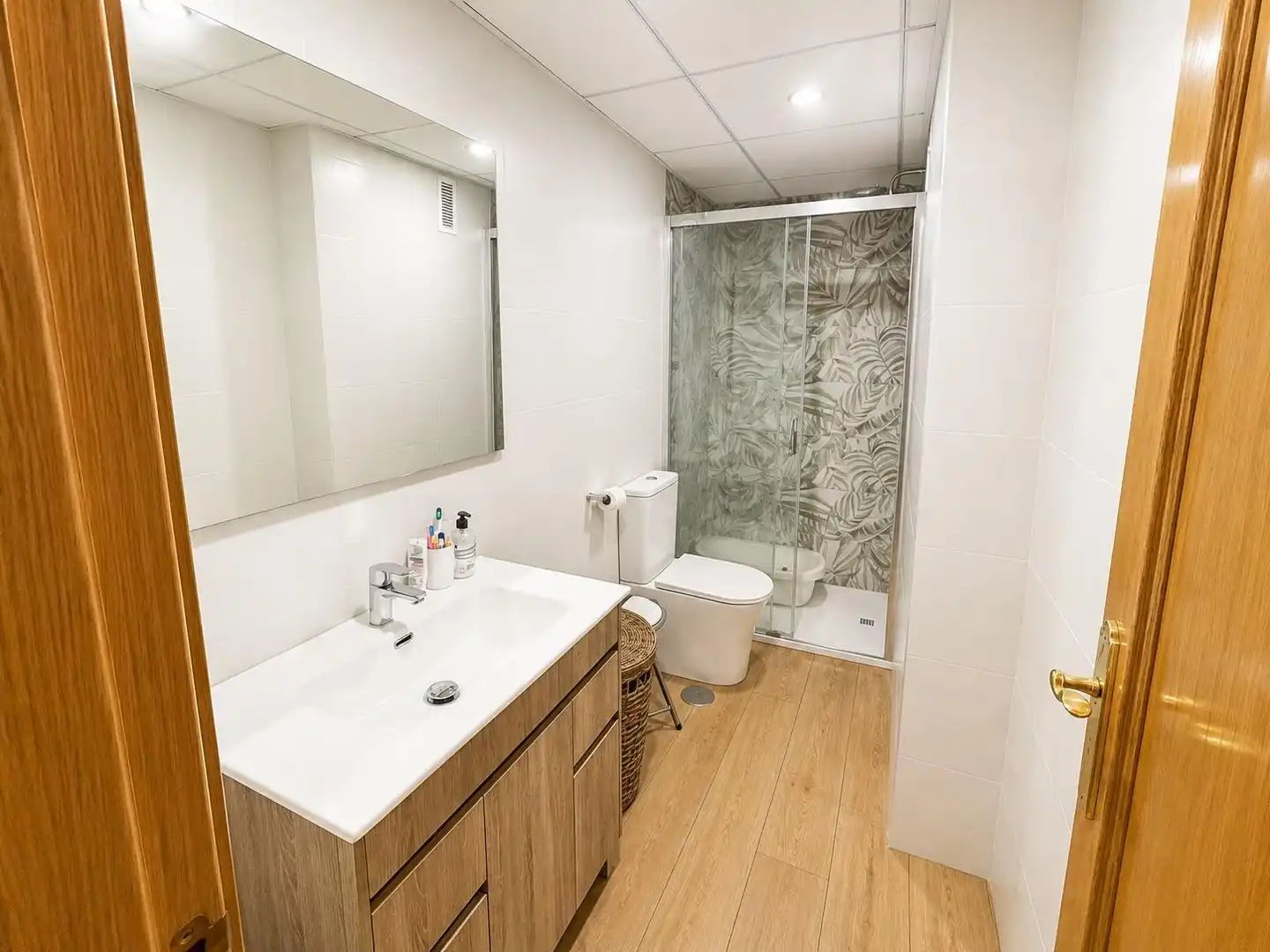 Bany de Apartament en venda en Alicante / Alacant amb Aire condicionat, Traster i Alarma