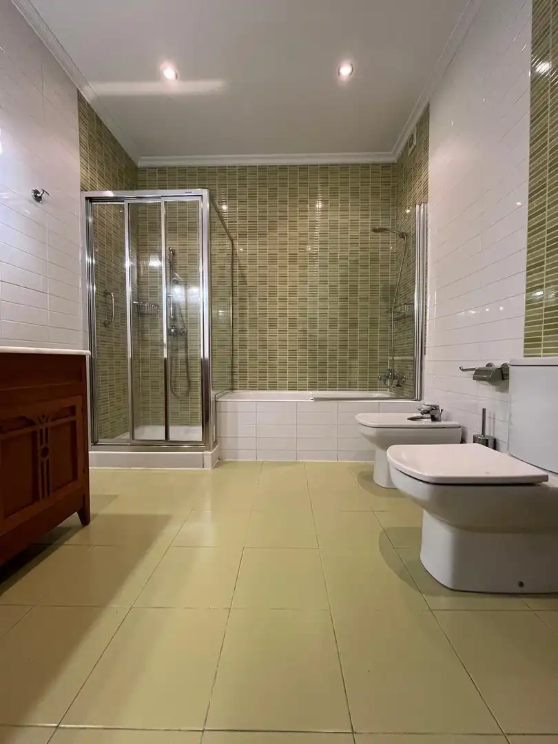 Bathroom of Flat for rent in Ferrol  with Heating
