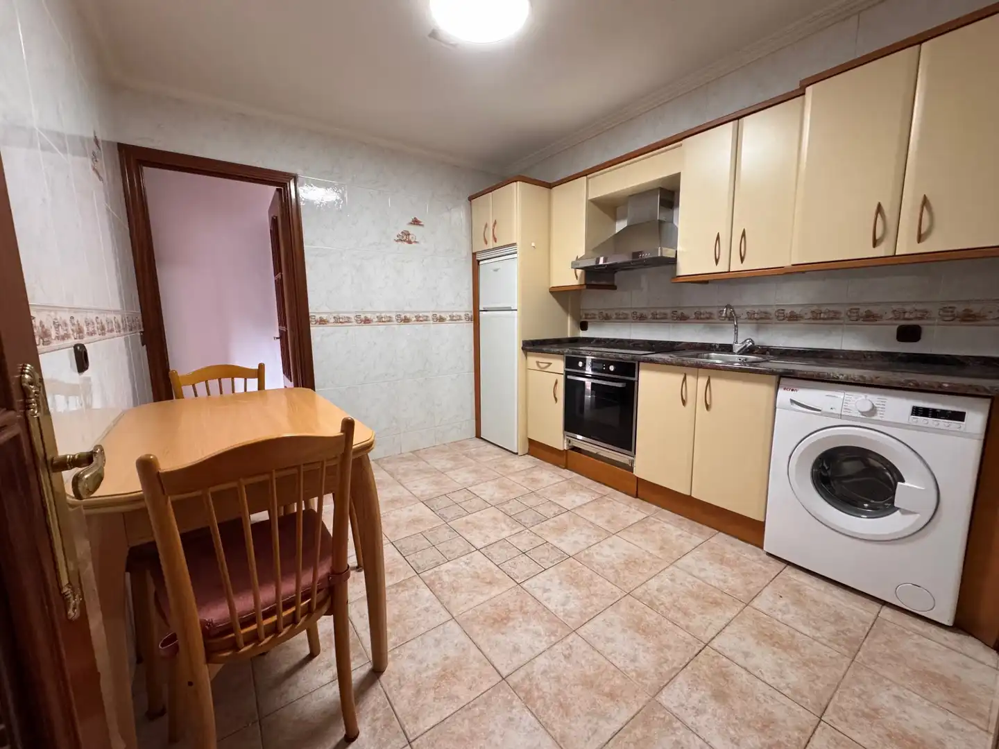 Cocina de Piso en venta en Pasaia con Trastero, Amueblado y Lavadora