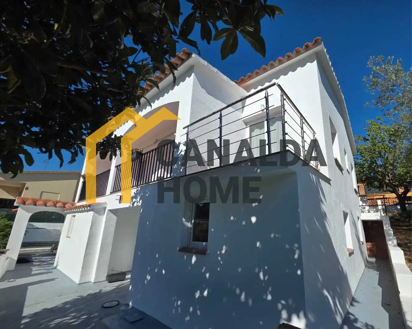 Vista exterior de Casa o chalet en venta en Sant Feliu de Guíxols con Aire acondicionado, Calefacción y Jardín privado