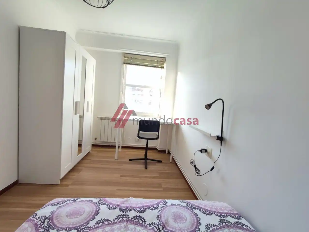 Habitación de Piso de alquiler en Ferrol con Calefacción y Amueblado