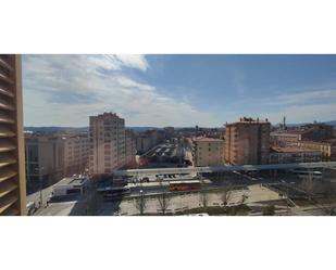 Vista exterior de Pis en venda en Sabadell amb Jardí privat