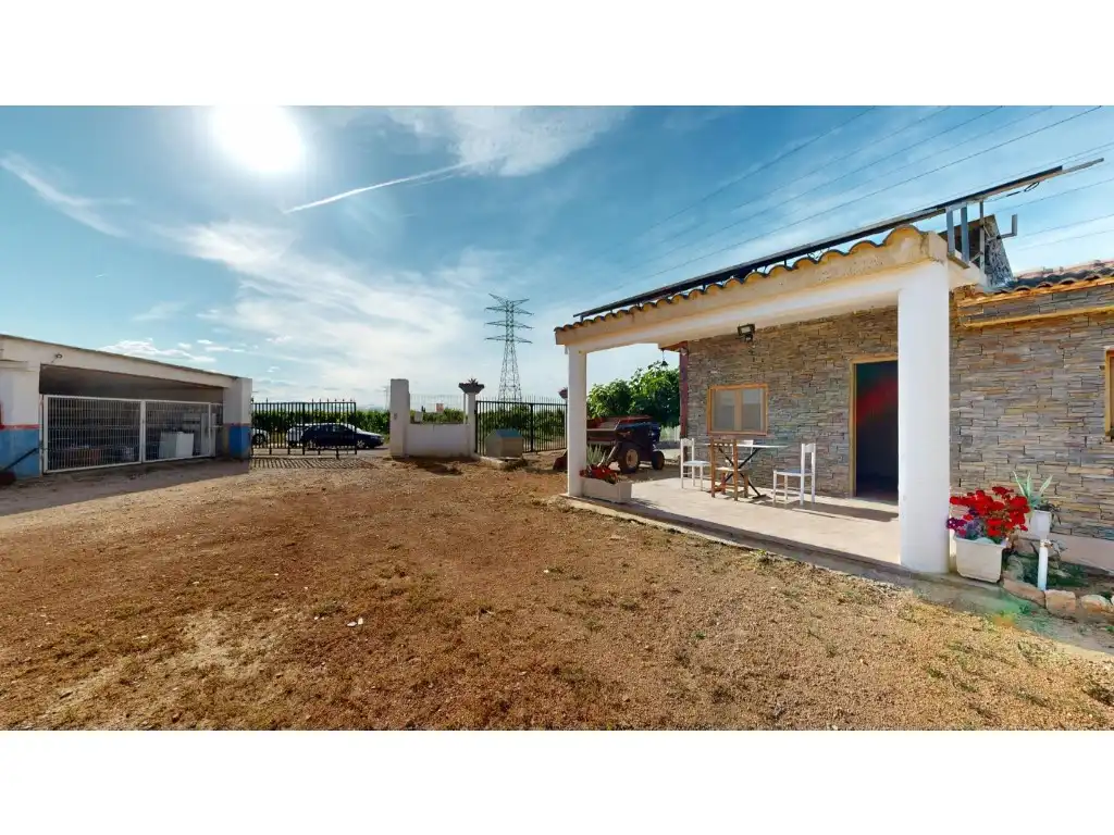 Casa o chalet en venta en Carlet con Jardín privado, Terraza y Trastero