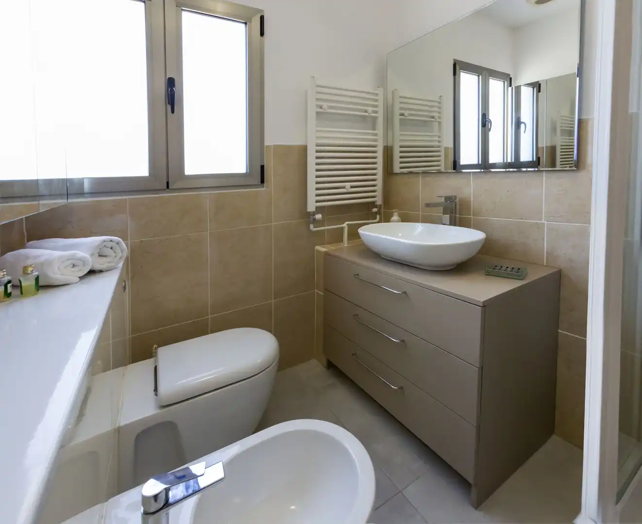 Bathroom of Houses for sale in Calpe / Calp  with Air Conditioner, Heating and Private garden