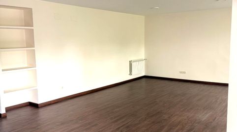 Foto 5 de Piso de alquiler en Calle de Arroyofresno, Fuentelarreina, Madrid Capital
