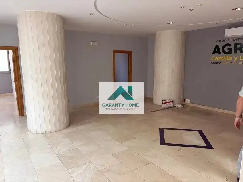 Büro zum Verkauf in Parquesol