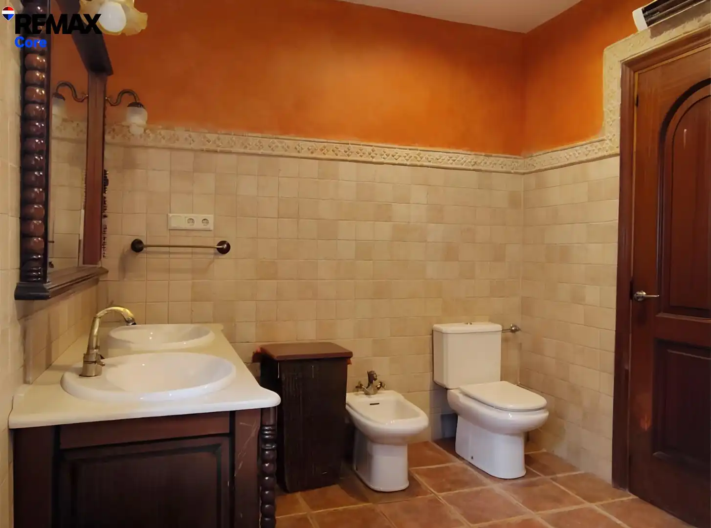 Bathroom of Houses for sale in Marbella  with Private garden, Terrace and Swimming Pool