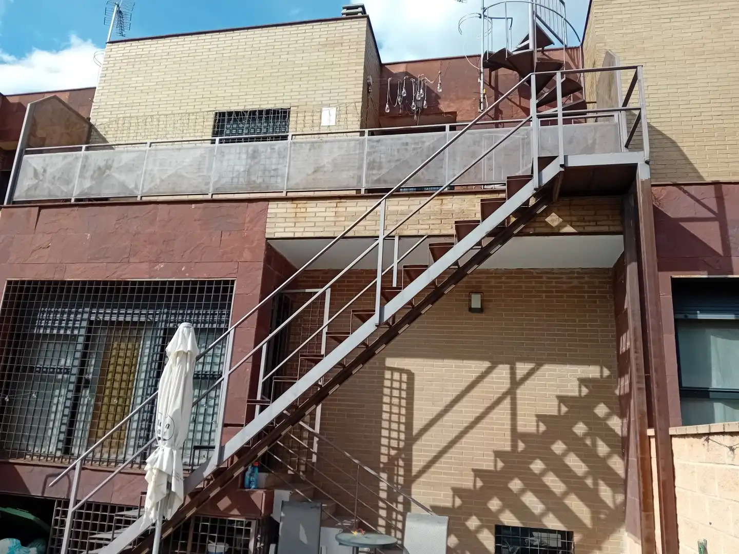 Vista exterior de Casa o chalet en venta en Ciudad Real con Calefacción, Terraza y Trastero