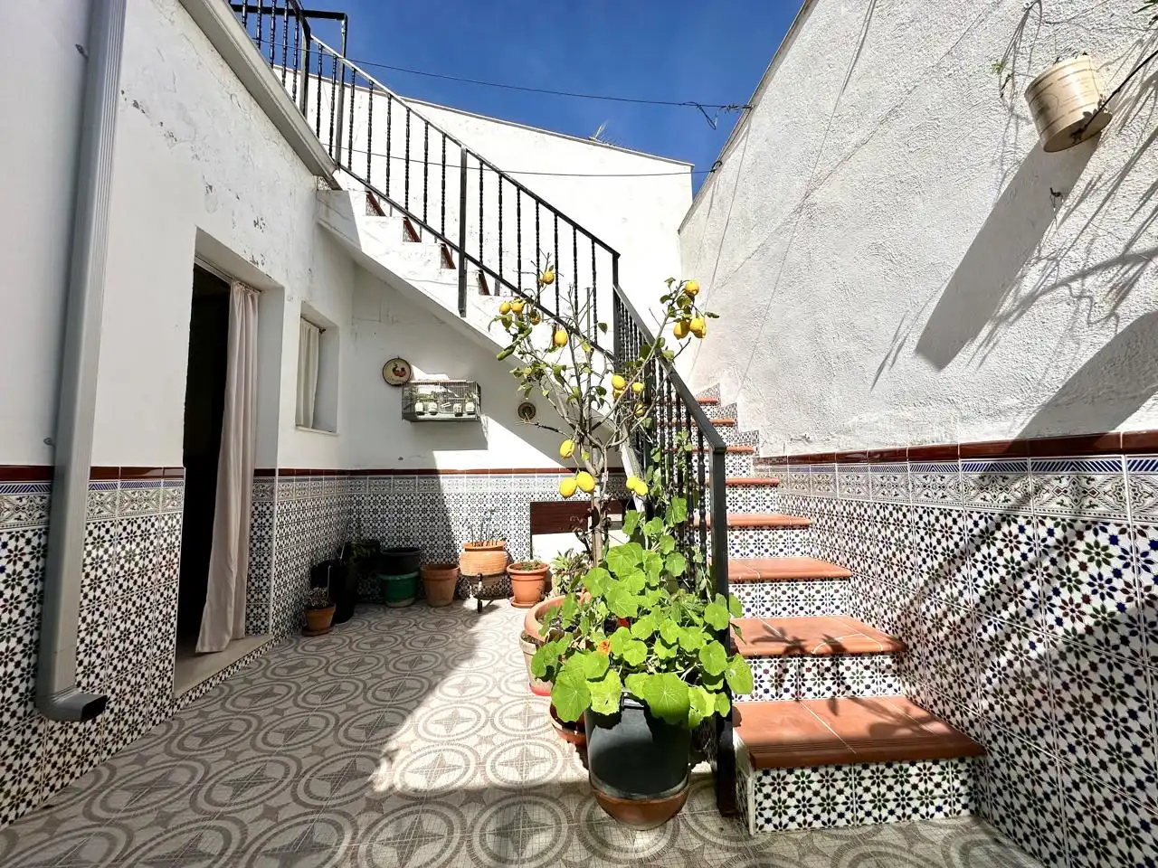 Terrassa de Casa adosada en venda en Sierra de Yeguas amb Aire condicionat, Jardí privat i Terrassa