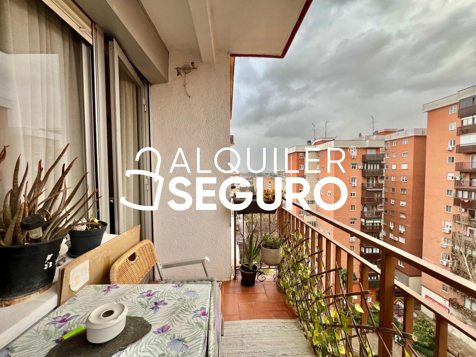Balcony of Flat for rent in  Madrid Capital  with Heating and Terrace