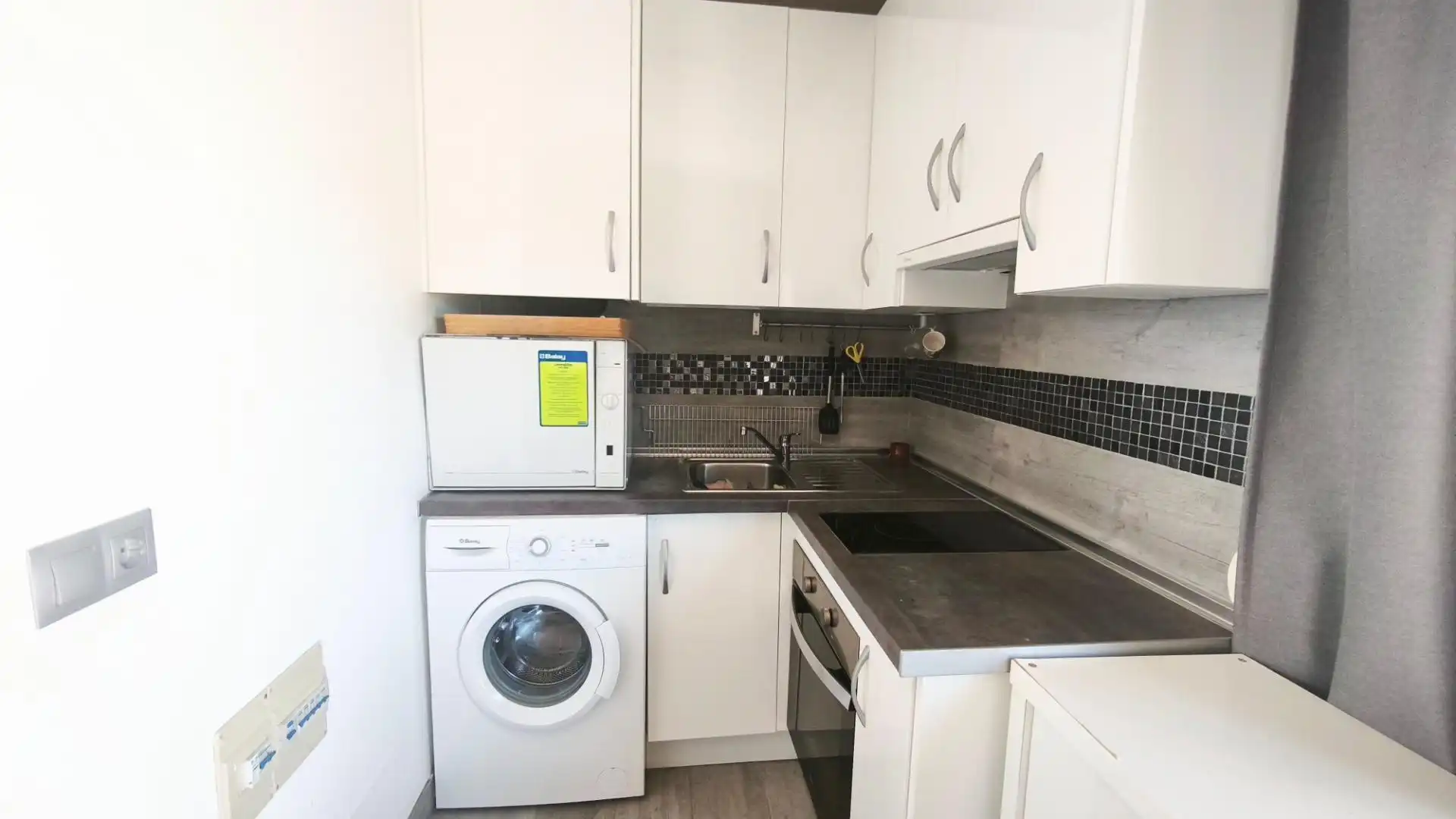 Kitchen of Detached homes for sale in Málaga  with Air Conditioner and Terrace